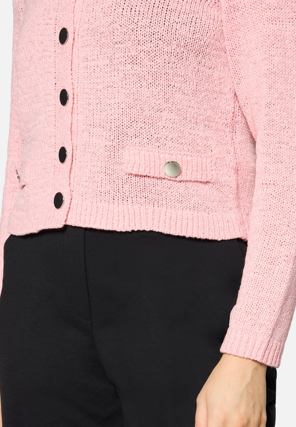 Strick-Cardigan mit aufgesetzten Taschen / Detailbild