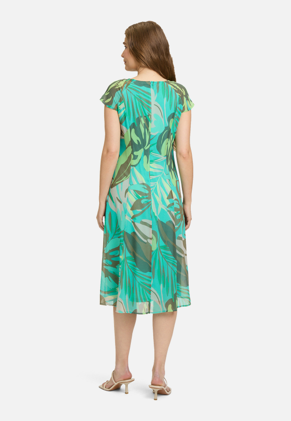 Chiffonkleid figurbetont / Modellfoto Rückseite
