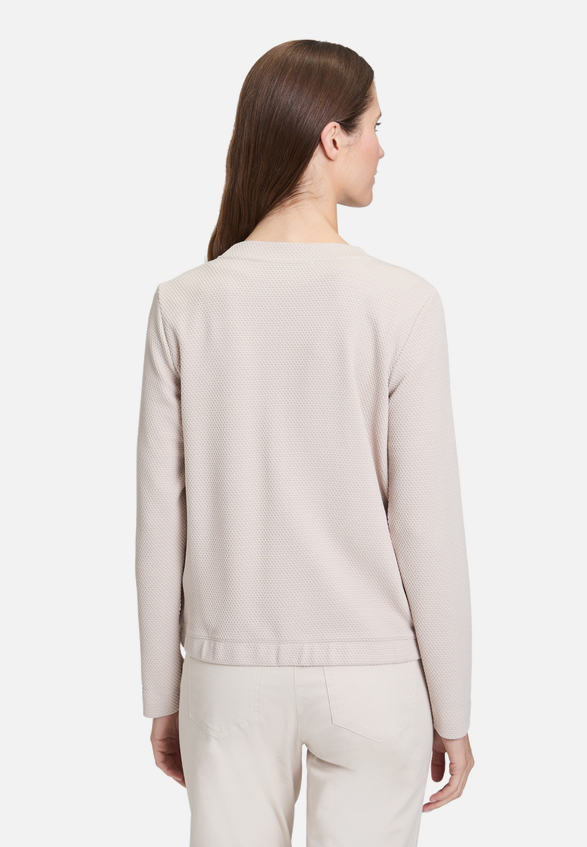 Shirtjacke mit Struktur / Modellfoto Rückseite