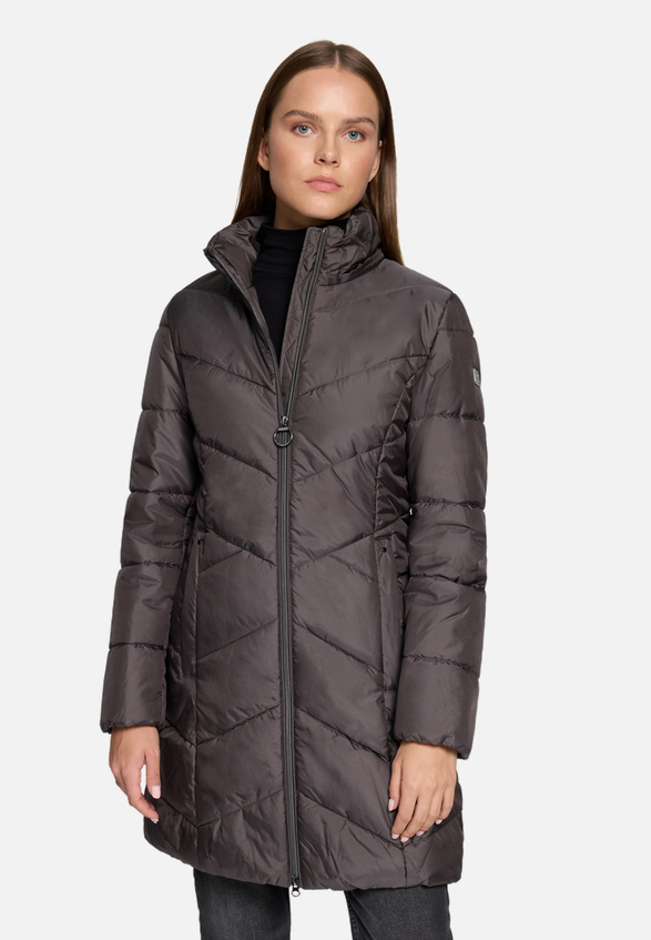 Outdoorjacke mit abnehmbarer Kapuze / Detailbild