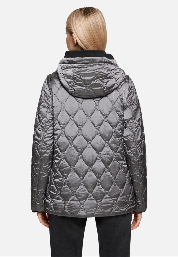 Wendejacke mit Kapuze / Detailbild