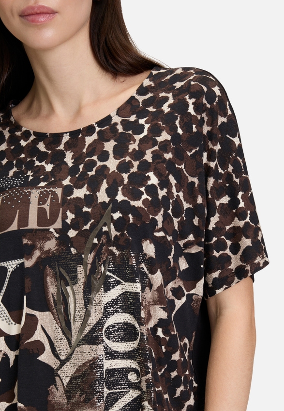 Oversize-Shirt mit Aufdruck / Detailbild