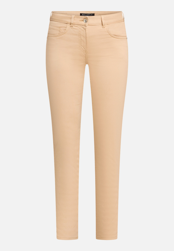 Casual-Hose mit aufgesetzten Taschen / Vorderseite