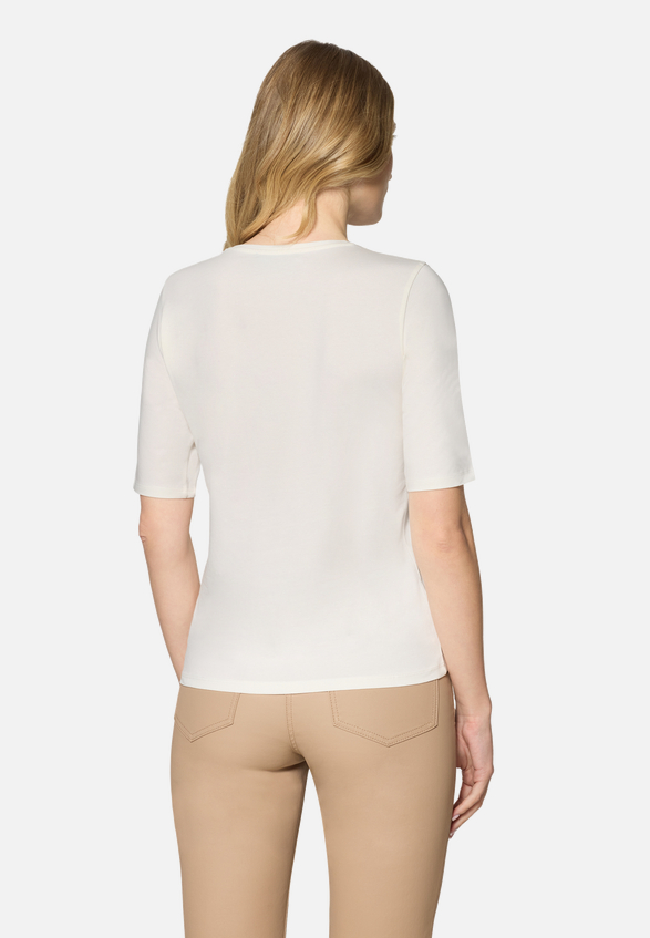Basic Shirt mit Placement / Modellfoto Rückseite