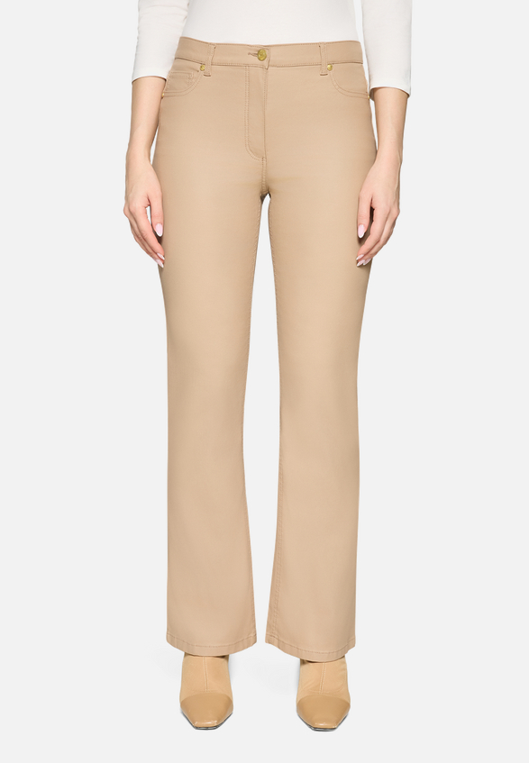 Perfect Body-Hose Slim Fit / Modellfoto Vorderseite