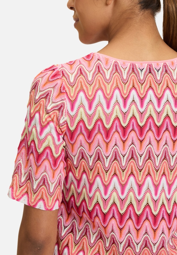 Spitzenshirt mit Rippbündchen / Detailbild