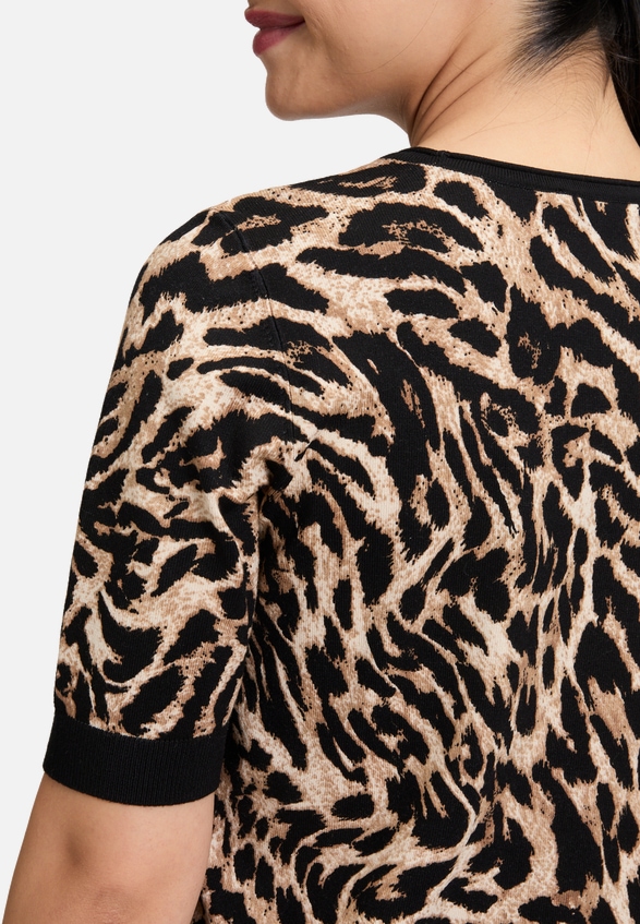 Feinstrickpullover mit Animalprint / Detailbild