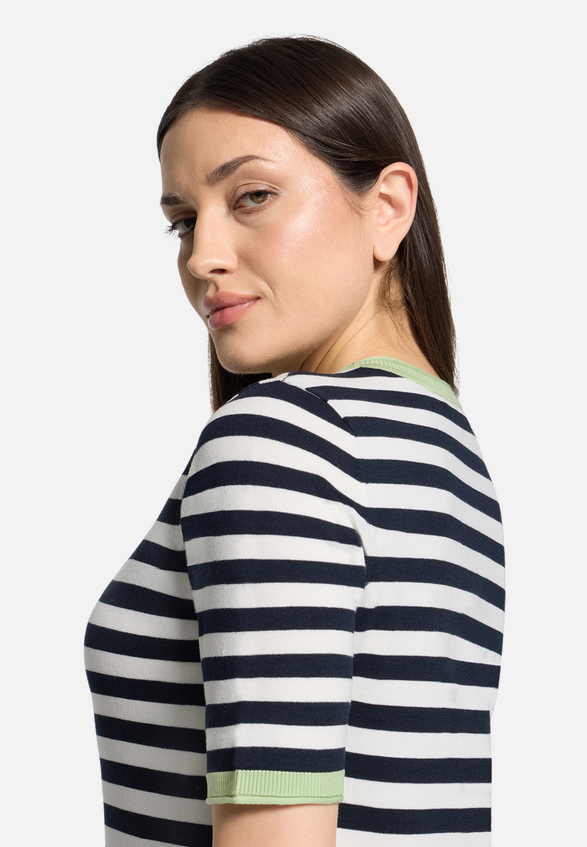Basic-Pullover kurzarm / Detailbild
