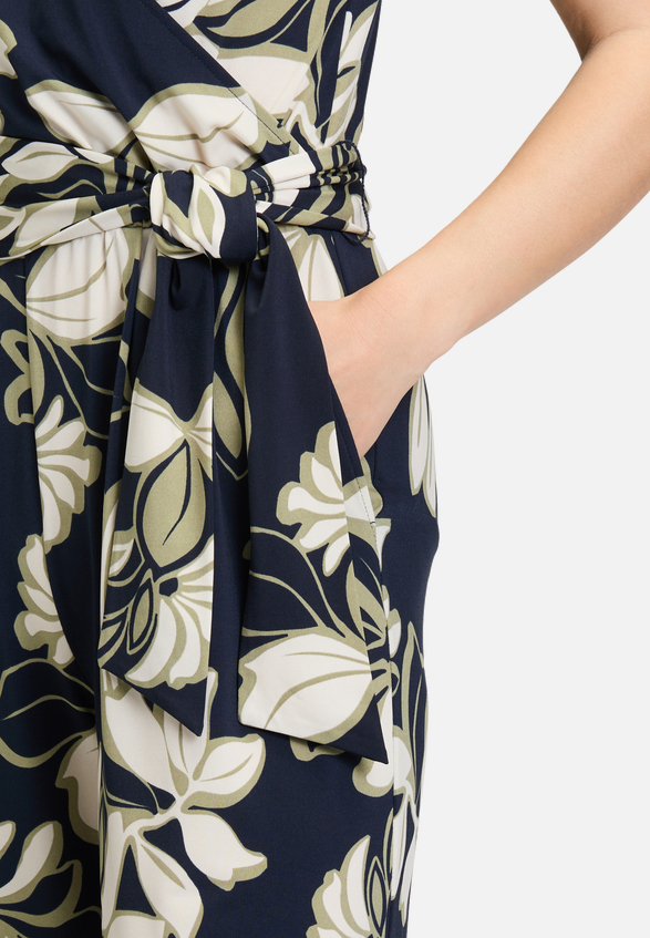Jumpsuit mit Blumenmuster / Detailbild