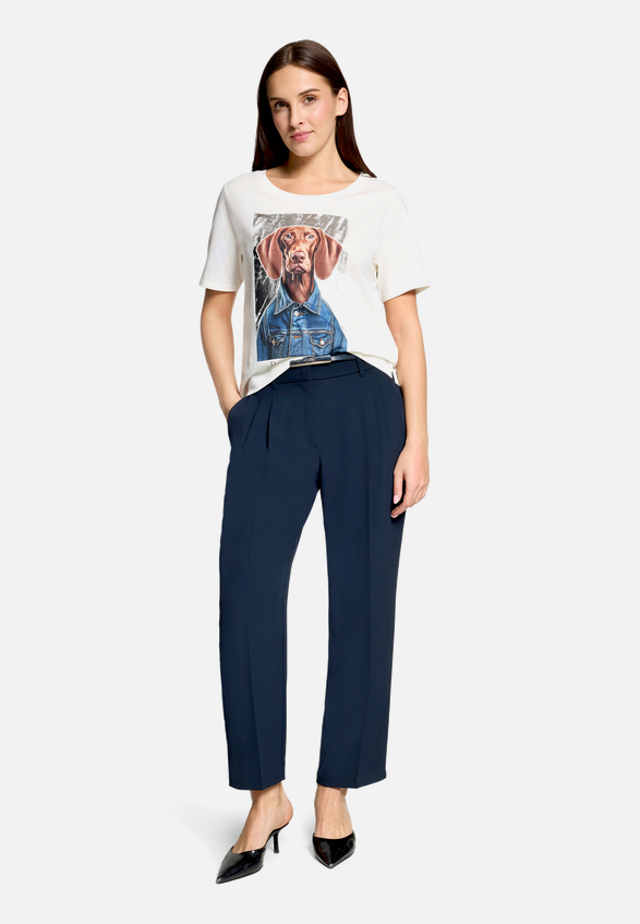Casual-Shirt mit Aufdruck / Modellfoto Vorderseite (Outfit)