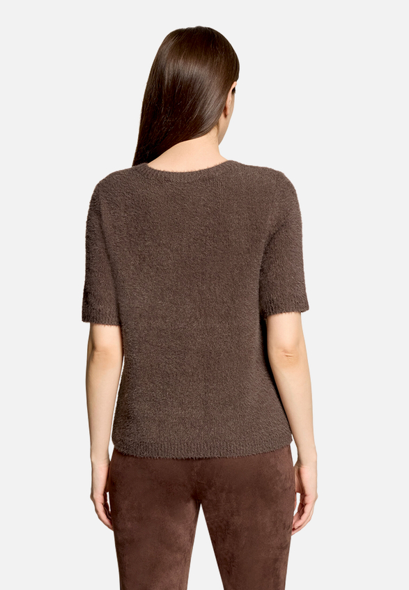 Strickpullover kurzarm / Modellfoto Rückseite