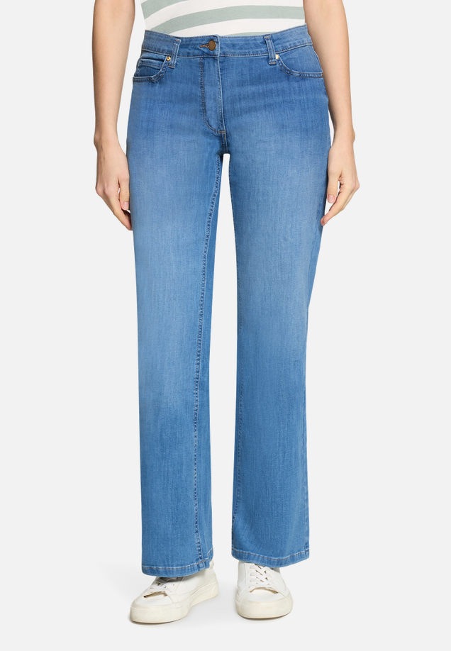 Casual-Hose mit Strass / Modellfoto Vorderseite