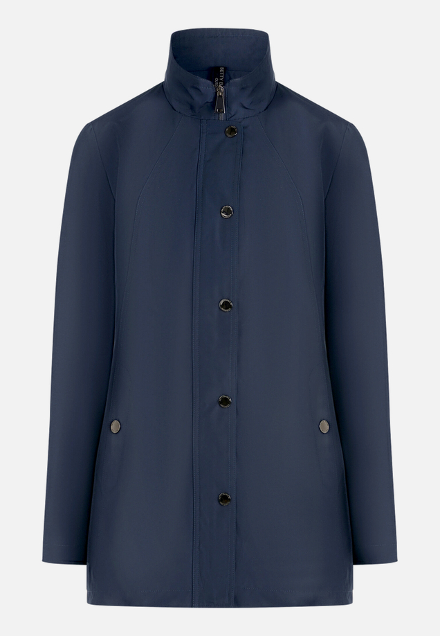 Outdoorjacke mit Stehkragen / Vorderseite