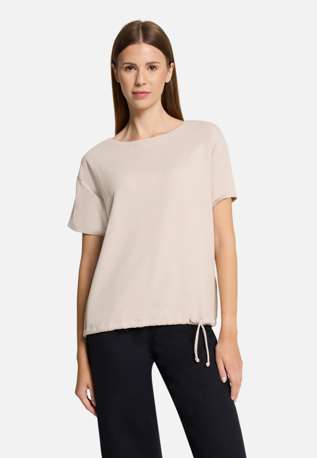Blusenshirt mit Tunnelzug / Modellfoto Vorderseite