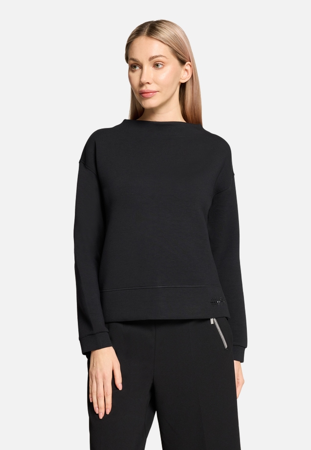 Sweatshirt mit Stehkragen / Modellfoto Vorderseite