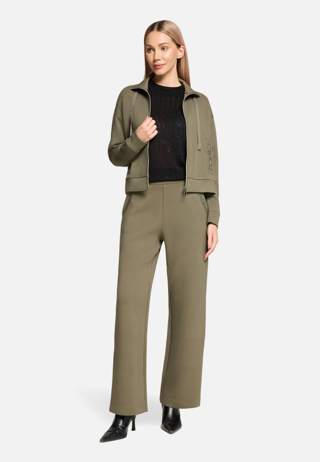 Shirtjacke mit Rippenstruktur / Modellfoto Vorderseite (Outfit)