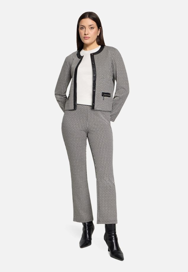 Blazer-Jacke langarm / Modellfoto Vorderseite (Outfit)