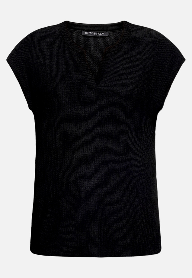 Basic Shirt mit V-Ausschnitt / Vorderseite