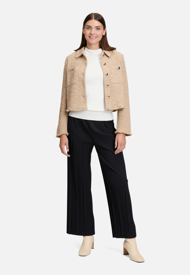 Culotte unifarben / Modellfoto Vorderseite (Outfit)