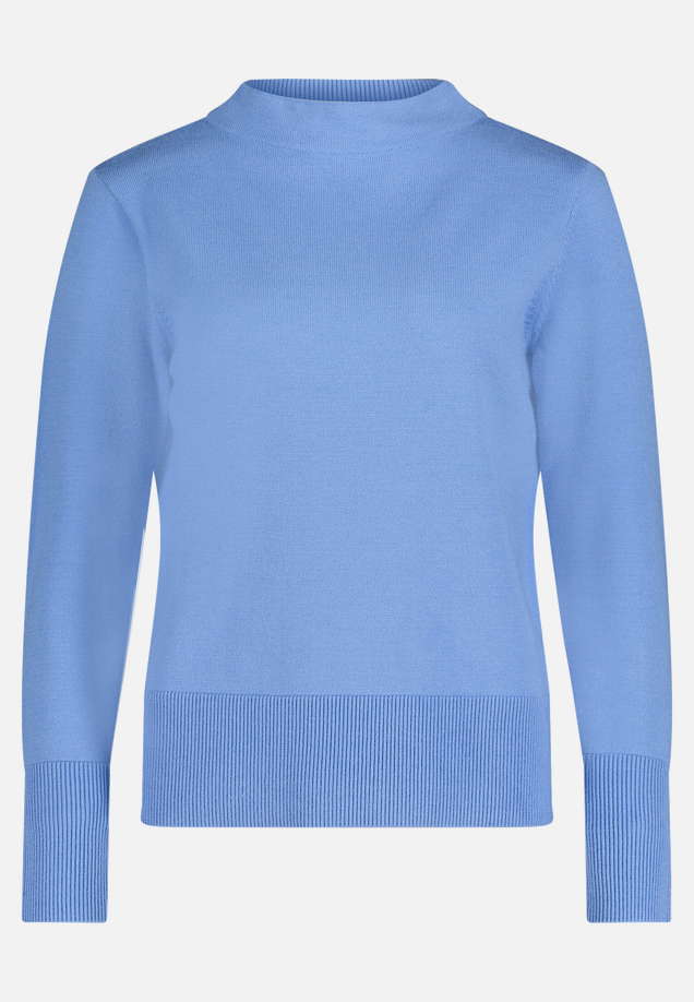 Strickpullover mit Stehkragen / Vorderseite