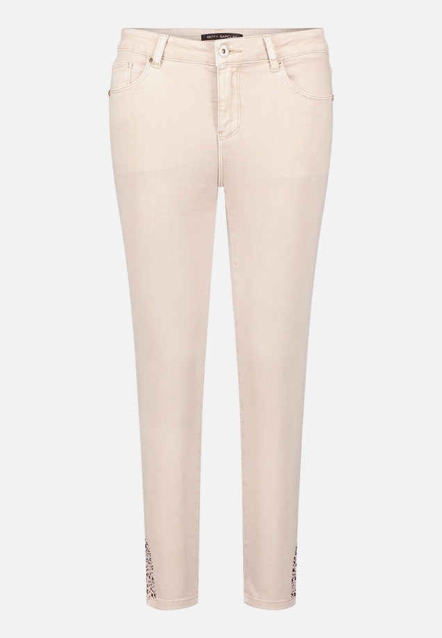 Basic-Jeans mit Waschung / Vorderseite