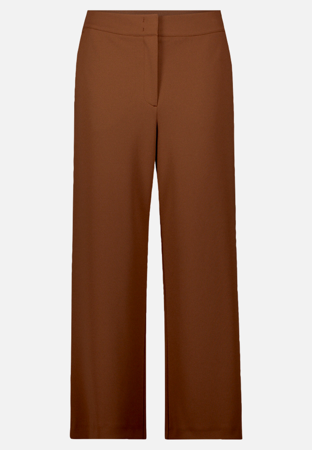 Culotte  mit Bügelfalte und elastischem Bund / Vorderseite