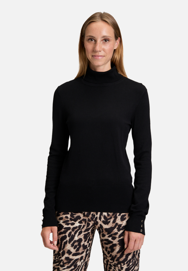 Rollkragenpullover langarm / Modellfoto Vorderseite