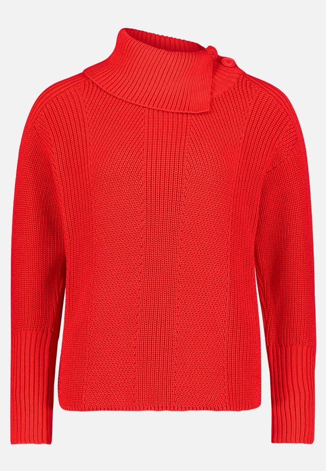Grobstrick-Pullover mit hohem Kragen / Vorderseite