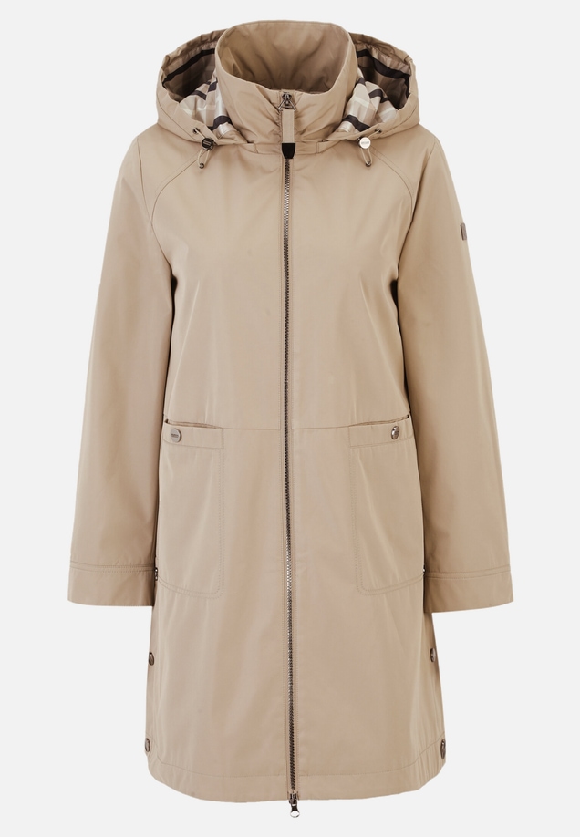 Outdoorjacke mit abnehmbarer Kapuze / Vorderseite