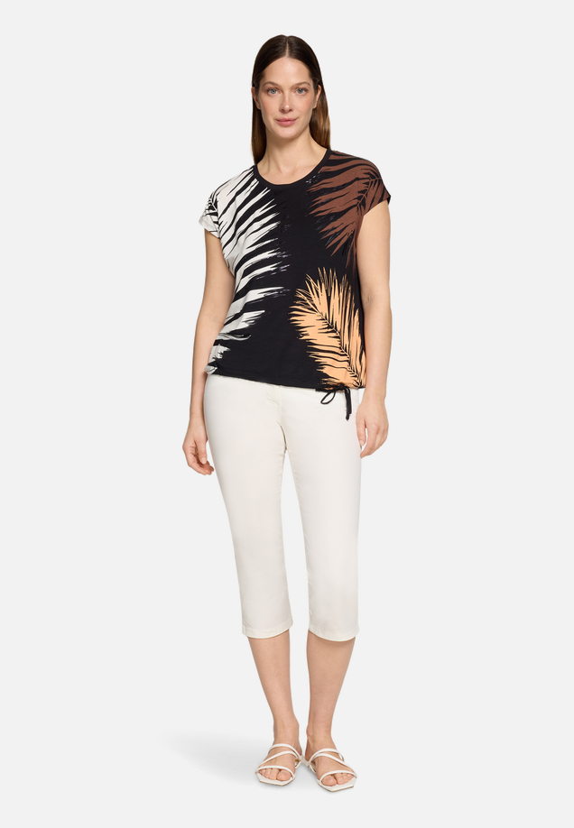 Casual-Shirt mit Tunnelzug / Modellfoto Vorderseite (Outfit)