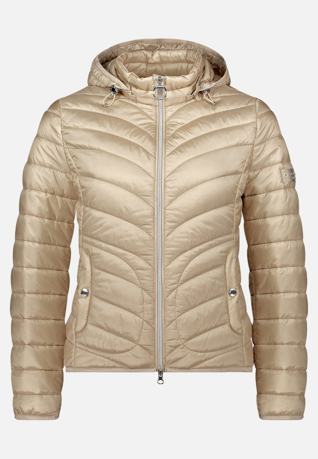 Outdoorjacke mit abnehmbarer Kapuze / Vorderseite