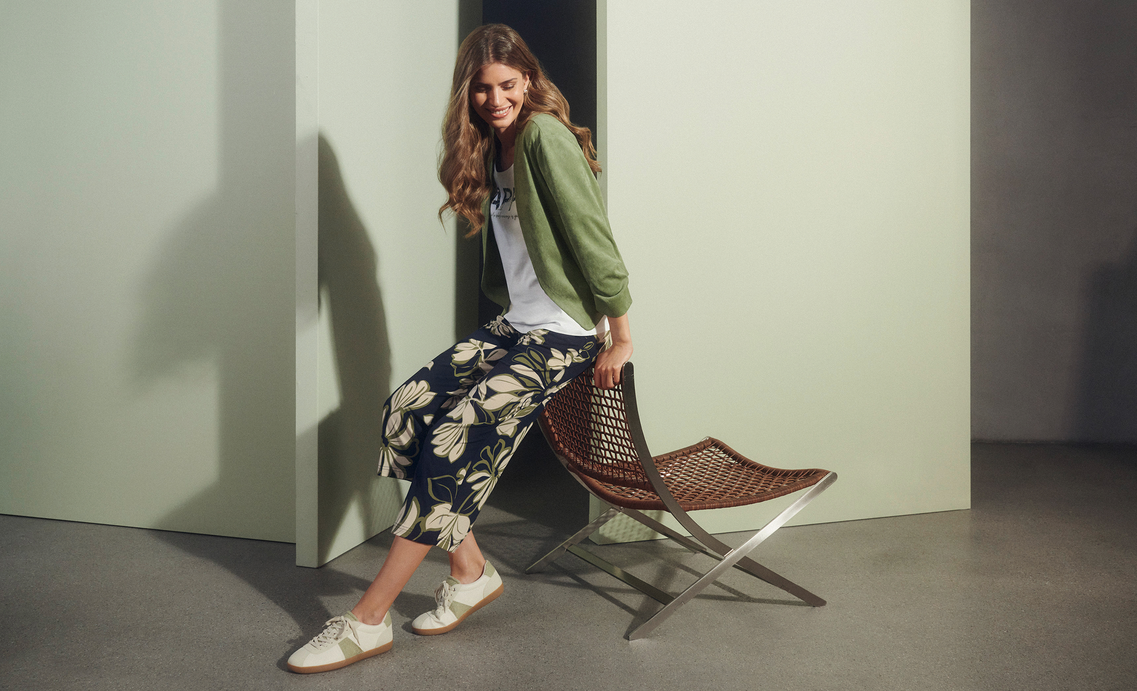 SOMMEROUTFITS FÜR DAMEN